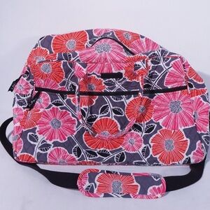 VERA BRADLEY Weekend‎ Traveler Duffel w/Shoulder Strap Cherry Blossom